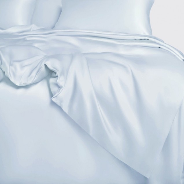 Baby Blue 22 Momme Mulberry Silk Duvet Cover UK Baby Blue 22 Momme Mulberry Silk Duvet Cover UK