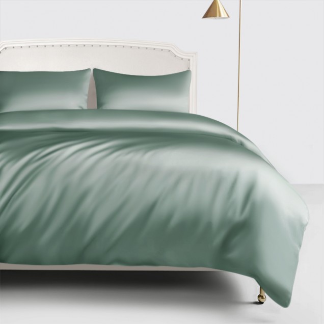Celadon Green 22 Momme Mulberry Silk Duvet Cover UK Celadon Green 22 Momme Mulberry Silk Duvet Cover UK