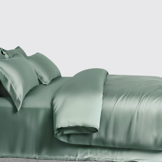 Celadon Green 3 PCS 22 Momme Mulberry Silk Duvet Cover Set UK Celadon Green 3 PCS 22 Momme Mulberry Silk Duvet Cover Set UK
