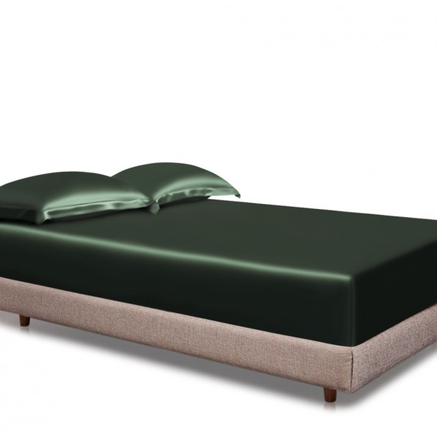 Hunter Green 22 Momme Mulberry Silk Fitted Sheet UK Hunter Green 22 Momme Mulberry Silk Fitted Sheet UK