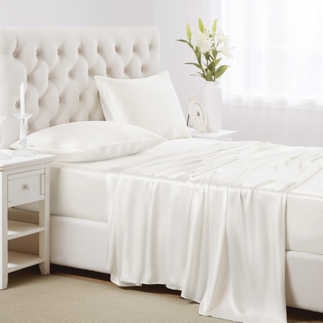 Ivory 22 Momme Mulberry Silk Sheet Set UK Ivory 22 Momme Mulberry Silk Sheet Set UK