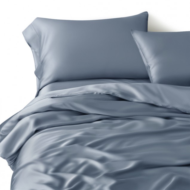 Misty Blue 22 Momme Mulberry Silk Duvet Cover UK Misty Blue 22 Momme Mulberry Silk Duvet Cover UK