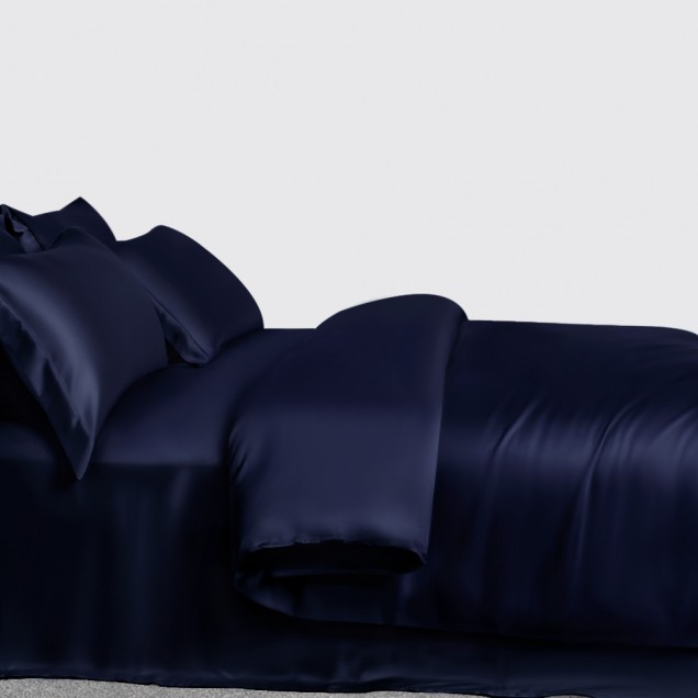 Navy 3 PCS 22 Momme Mulberry Silk Duvet Cover Set UK Navy 3 PCS 22 Momme Mulberry Silk Duvet Cover Set UK