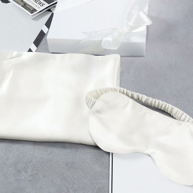 Two Piece Silk Gift Set Ivory Pillowcase & Eye Mask UK Two Piece Silk Gift Set Ivory Pillowcase & Eye Mask UK